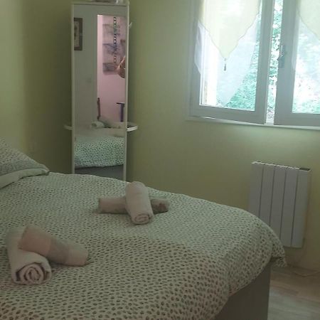Chez Fabienne Th Apartamento Boussens  Exterior foto