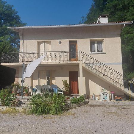 Chez Fabienne Th Apartamento Boussens  Exterior foto